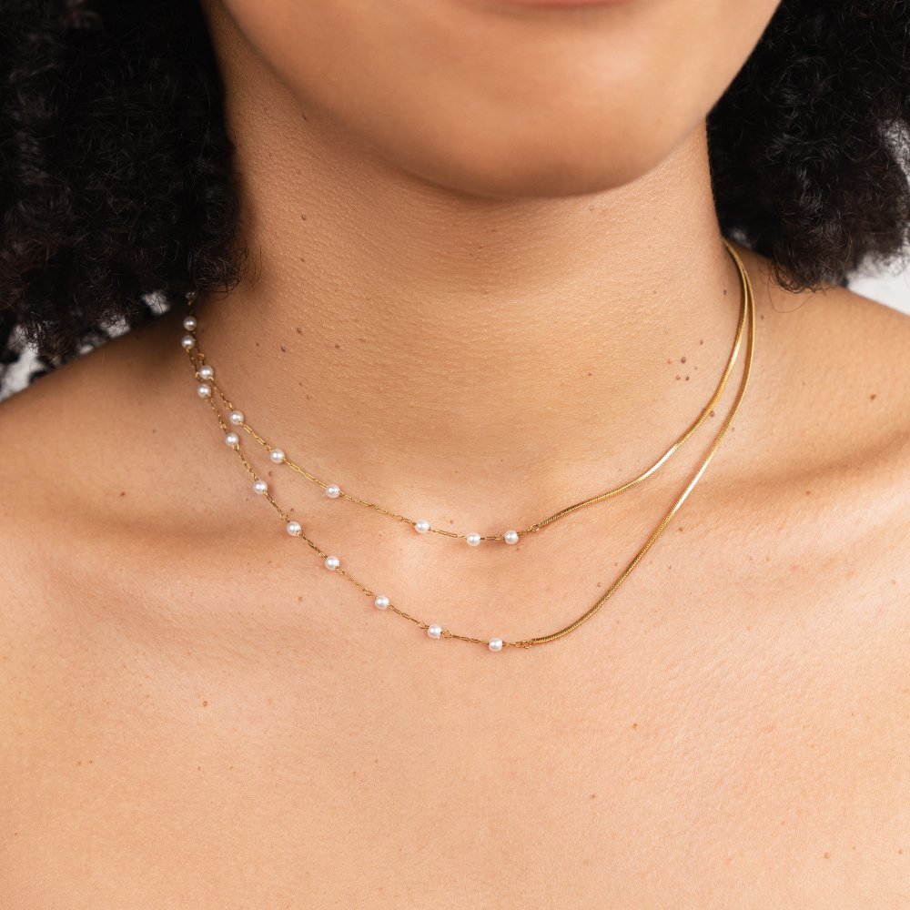 Long pearl chain necklace