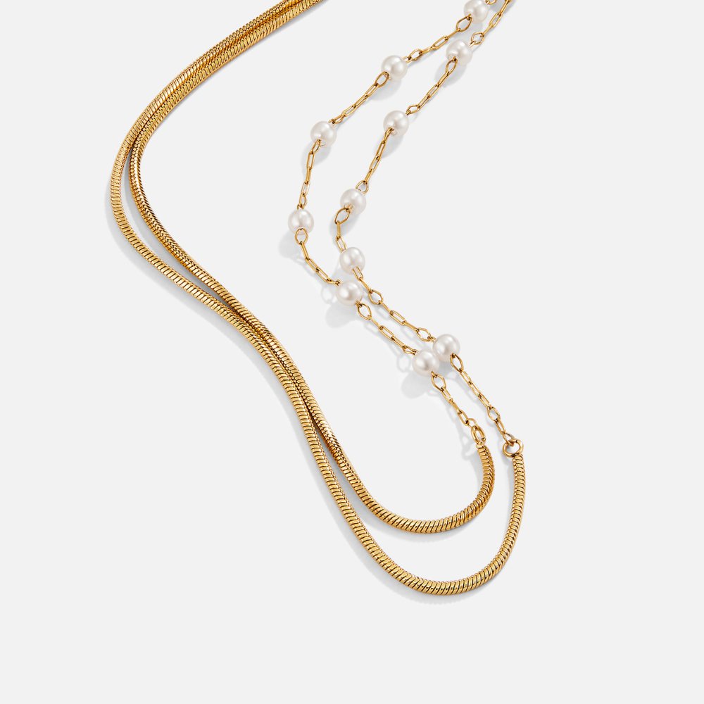 Long pearl chain necklace