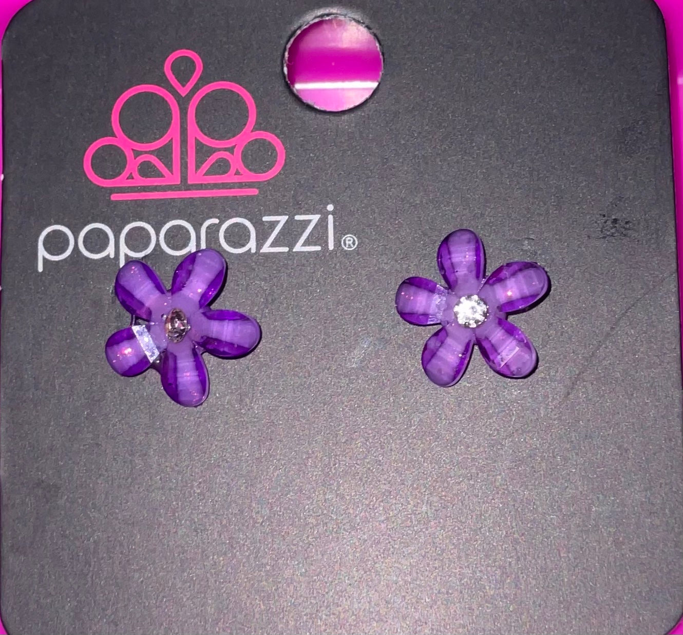 Flower Starlet Shimmer Earrings Paparazzi