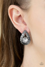 Load image into Gallery viewer, Elite Edge - Black Earrings Paparazzi
