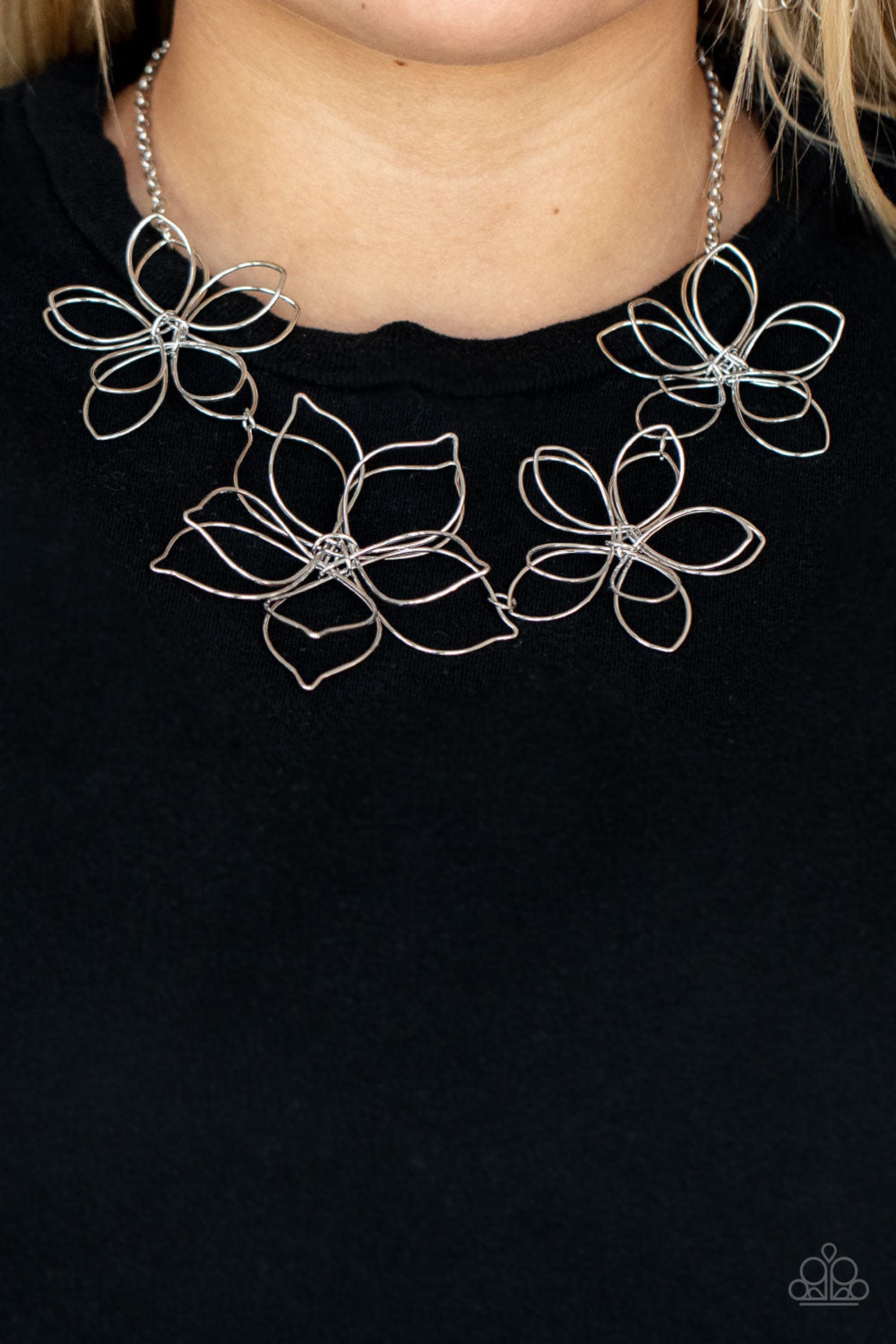 Flower Garden Fashionista - Silver Necklace Paparazzi