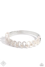 Load image into Gallery viewer, Scrunched Surety - White Bracelet
